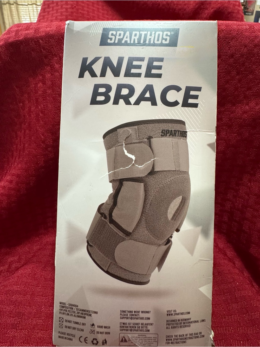 Sparthos Gray Knee Brace with Adjustable Support